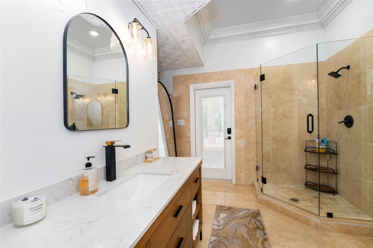 11148 Lane Park Road, Tavares, FL 32778 Photo