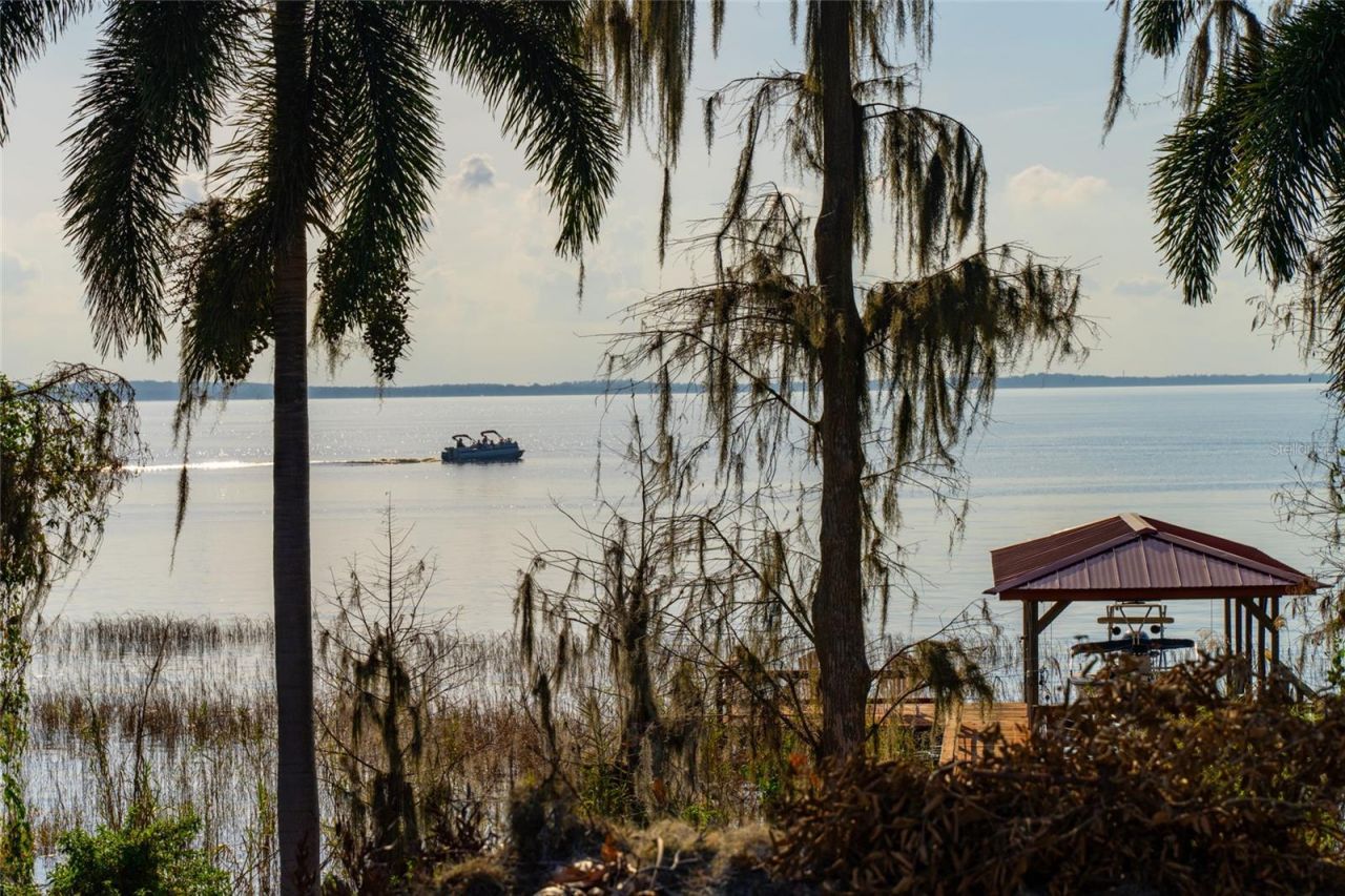 11148 Lane Park Road, Tavares, FL 32778 Photo