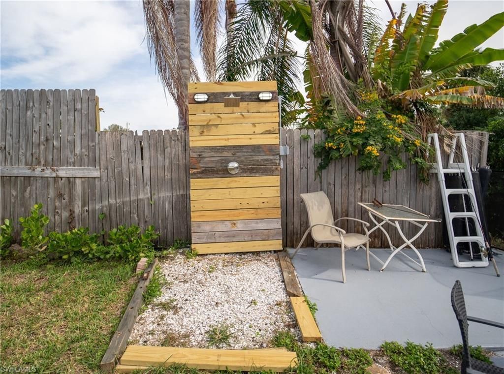 60 Cardinal Dr, North Fort Myers, FL 33917 Photo