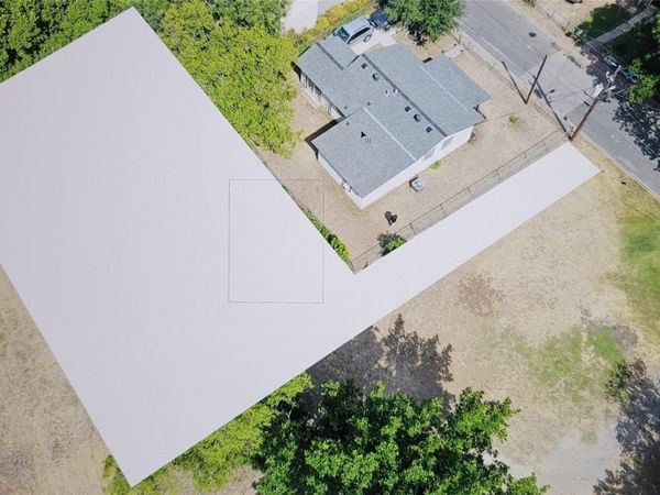 910 E 20th ST, Georgetown, TX 78626