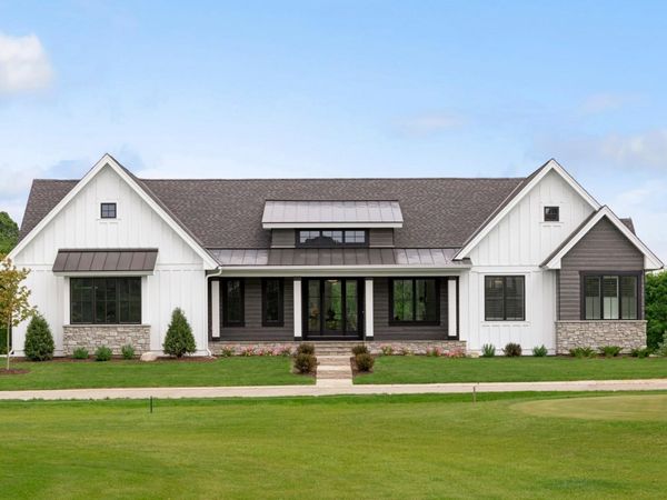 172 Westwood Lane, Wayzata, MN 55391