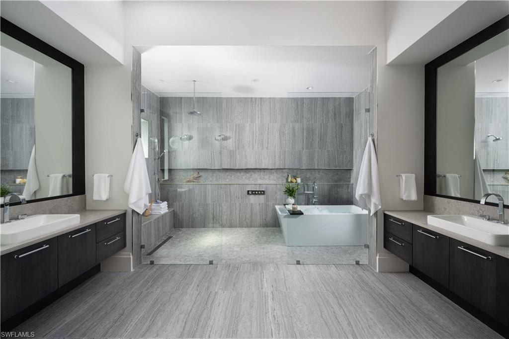 6634 Palisades Ave, Naples, FL 34109 Photo