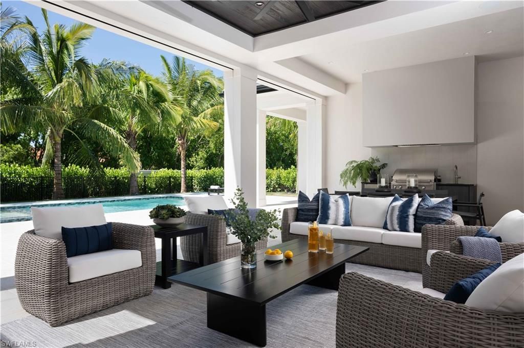 6634 Palisades Ave, Naples, FL 34109 Photo