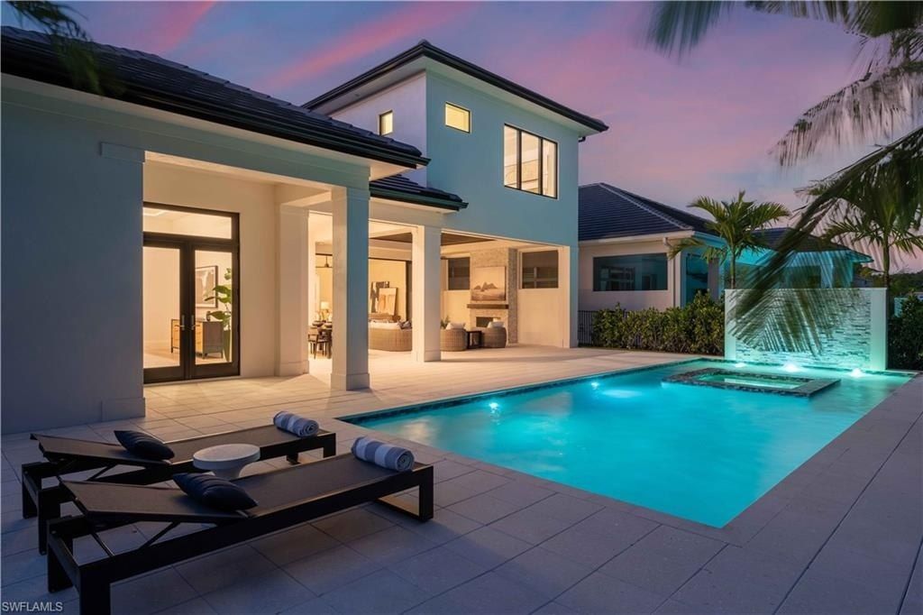 6634 Palisades Ave, Naples, FL 34109 Photo