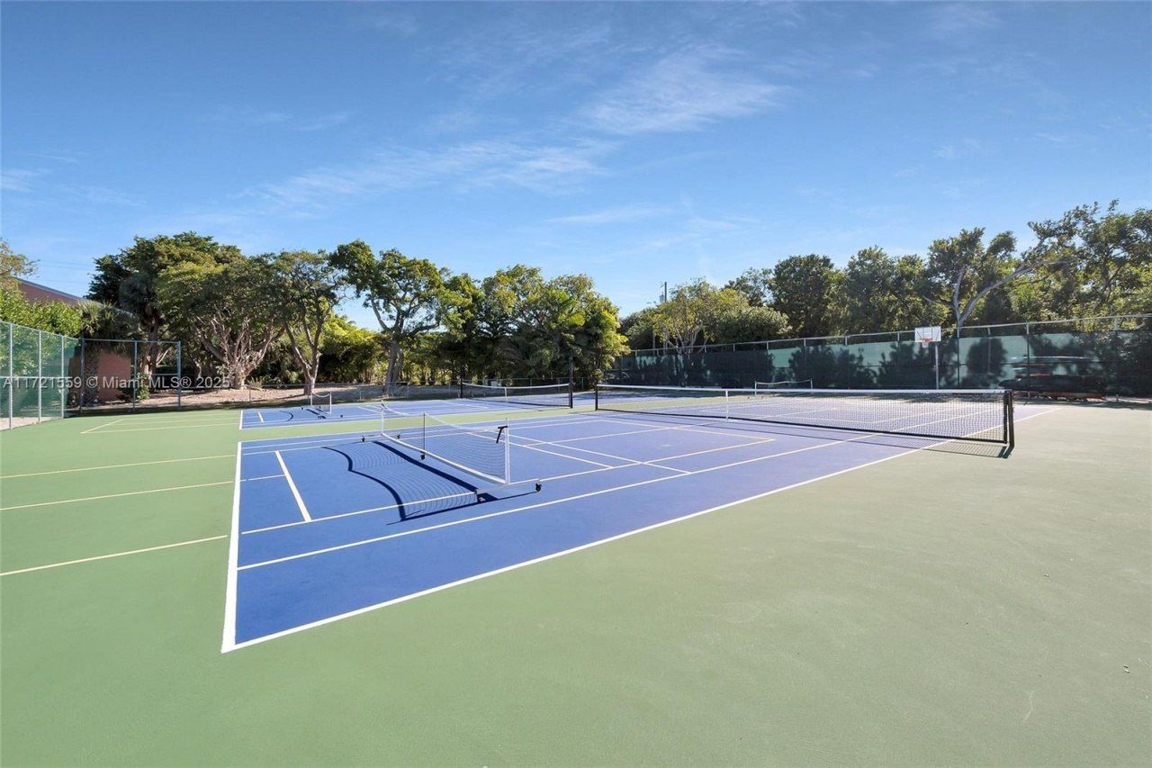 9826 Leeward Ave, Unit 9826, Key Largo, FL 33037 Photo