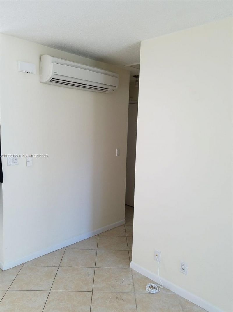 1231 NE 23rd Ave, Pompano Beach, FL 33062 Photo