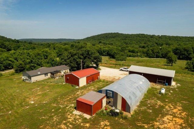 501 Apple Valley Way, Bowling Green, KY 42101 Main Photo