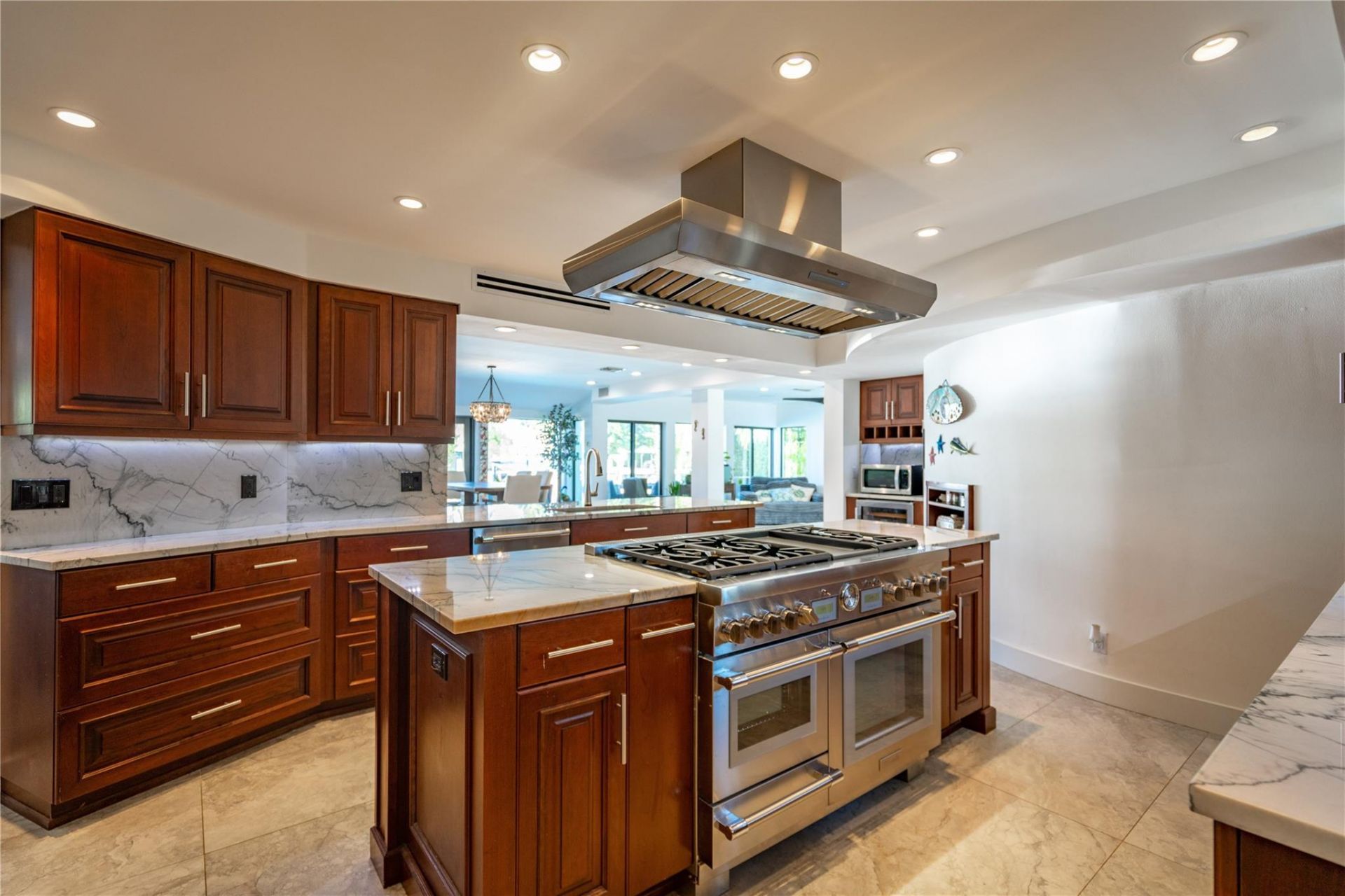 2817 NE 26th Ct, Fort Lauderdale, FL 33306 Photo