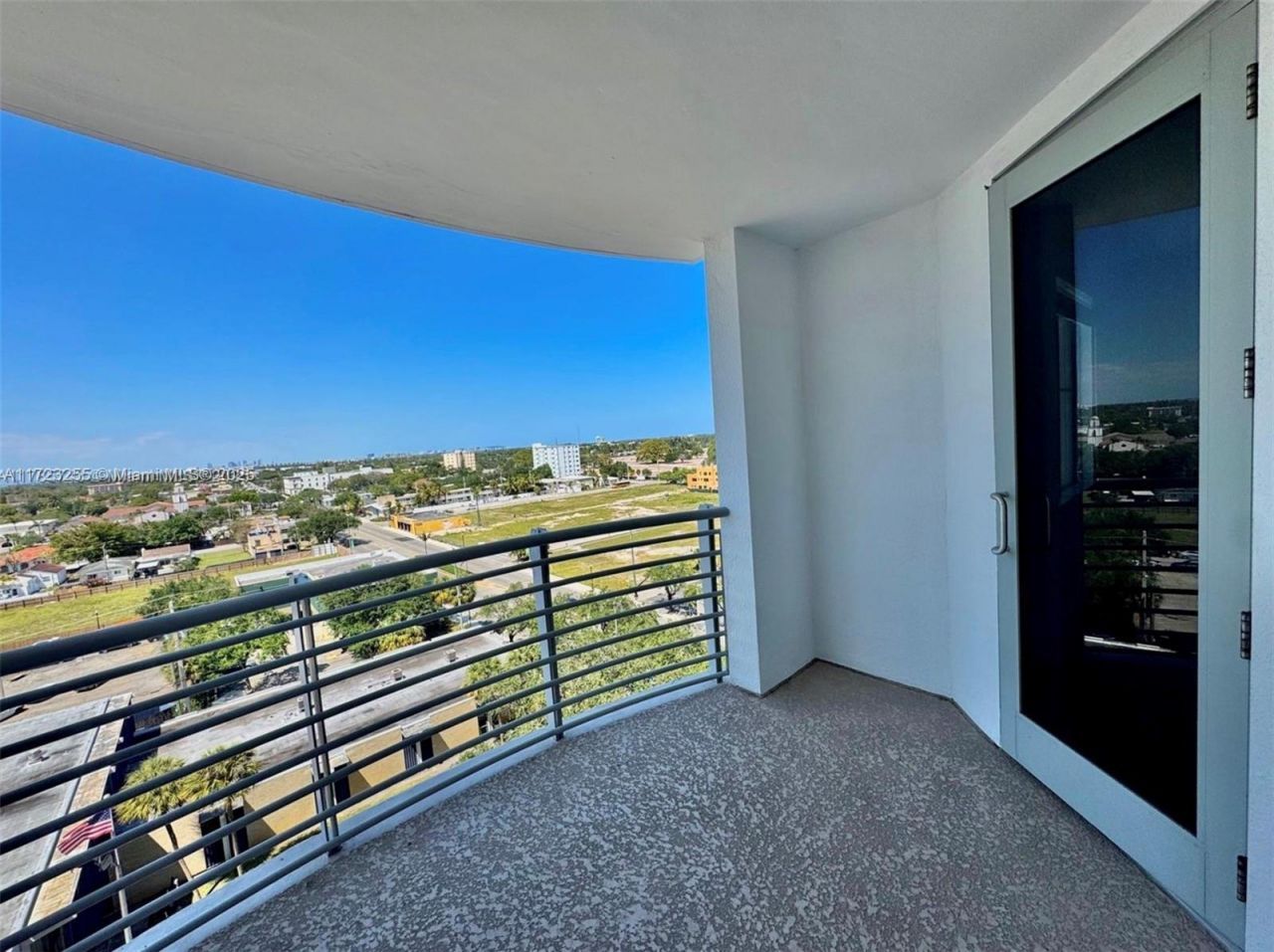 1830 Radius Dr, Unit 810, Hollywood, FL 33020 Photo