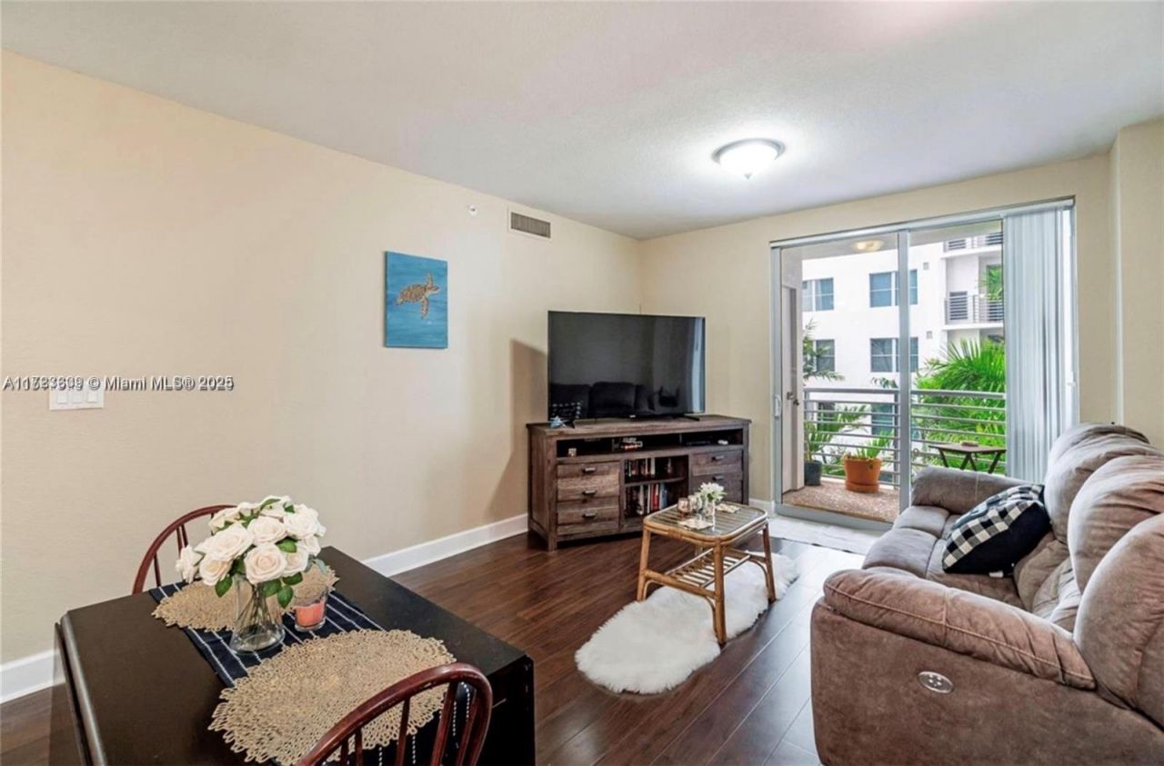 1830 Radius Dr, Unit 516, Hollywood, FL 33020 Photo