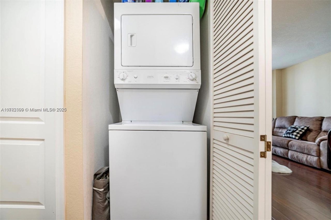 1830 Radius Dr, Unit 516, Hollywood, FL 33020 Photo