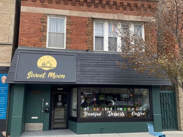 1964 W Lawrence Avenue, Chicago, IL 60640