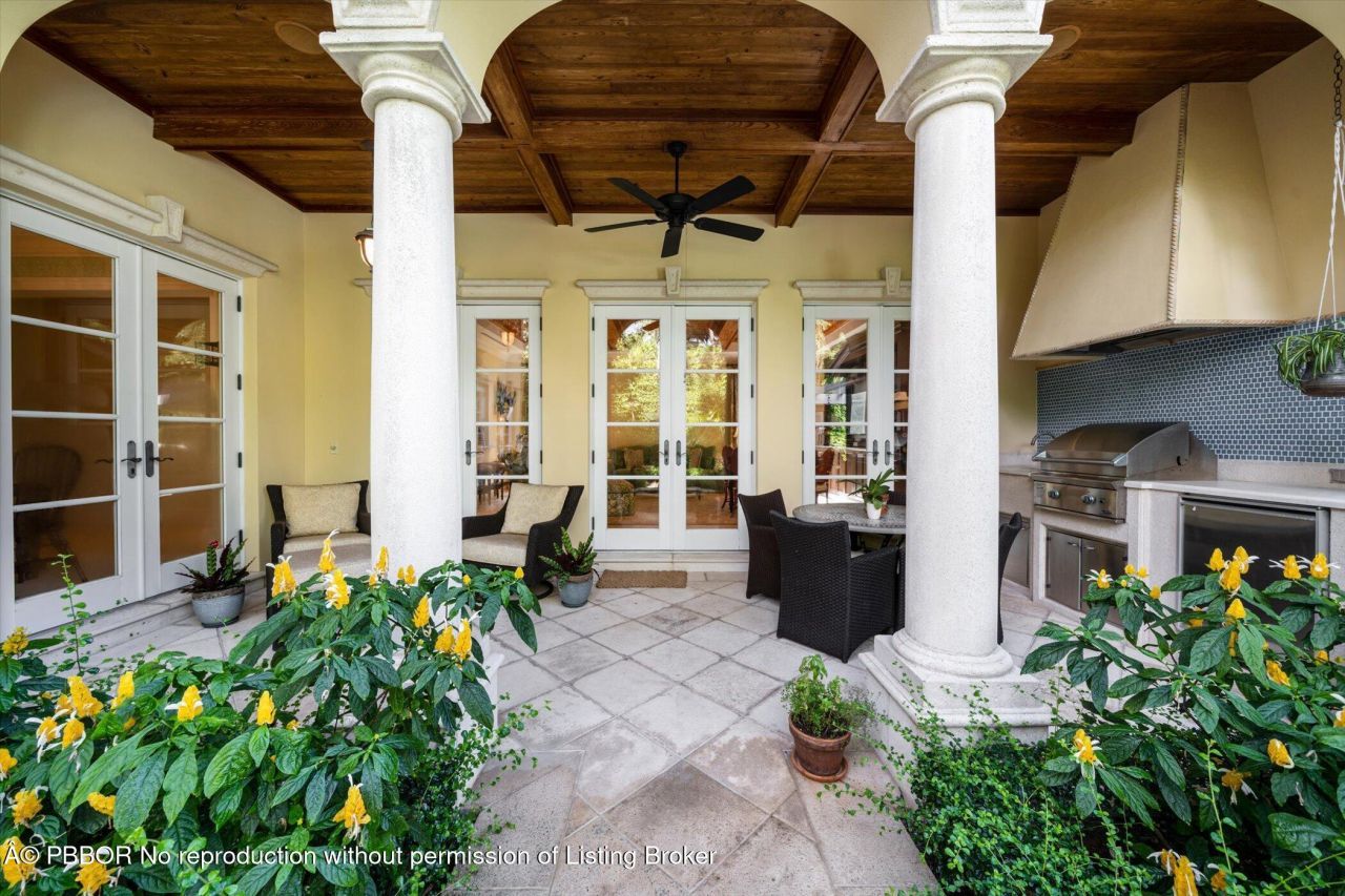 223 Coral Lane, Palm Beach, FL 33480 Photo