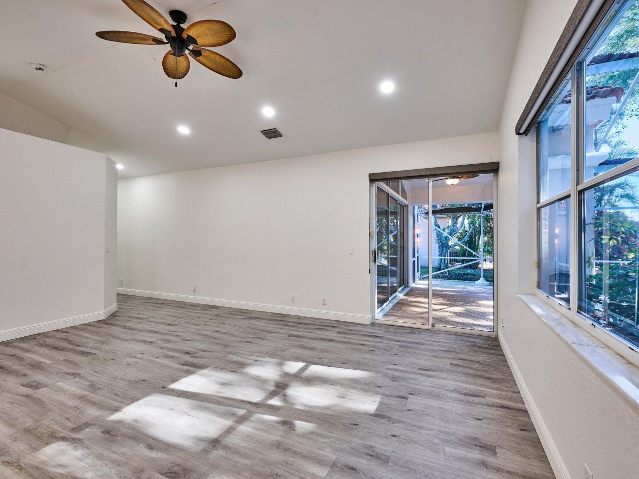 10854 Fairmont Village Drive, Lake Worth, FL 33449 Photo