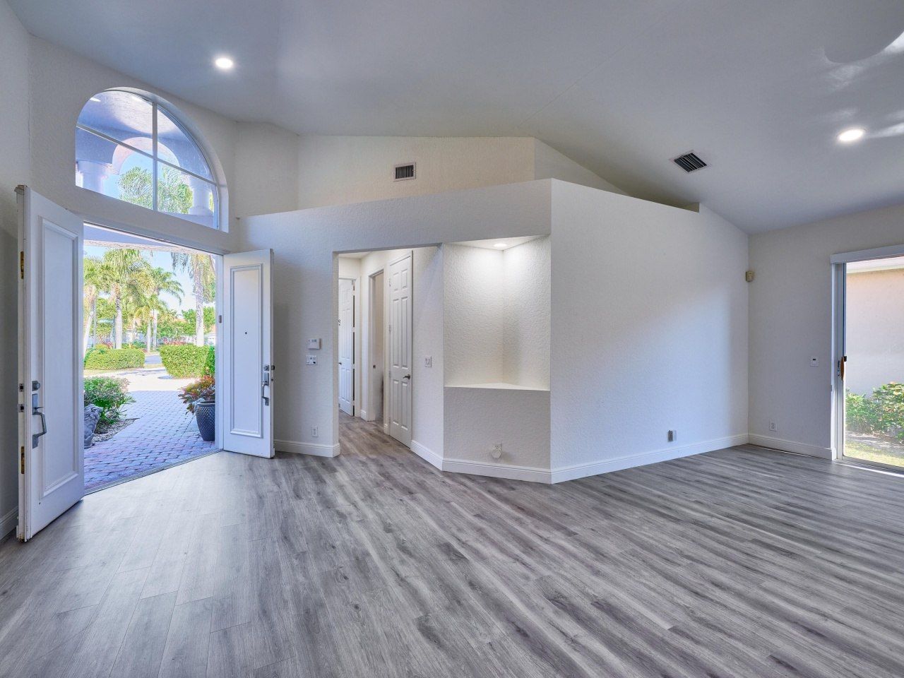 10854 Fairmont Village Drive, Lake Worth, FL 33449 Photo