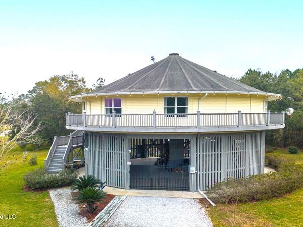 309 Lemoyne Road, Pass Christian, MS 39571