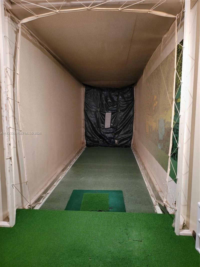 3750 Inverrary Dr, Unit 2Y, Lauderhill, FL 33319 Photo