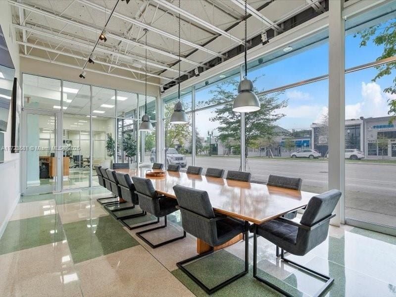 2404 Hollywood Blvd, Hollywood, FL 33020 Photo