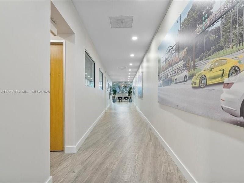 2404 Hollywood Blvd, Hollywood, FL 33020 Photo