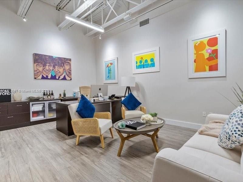 2404 Hollywood Blvd, Hollywood, FL 33020 Photo