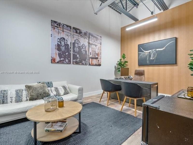 2404 Hollywood Blvd, Hollywood, FL 33020 Photo