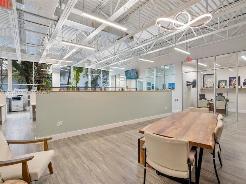 2404 Hollywood Blvd, Hollywood, FL 33020 Photo