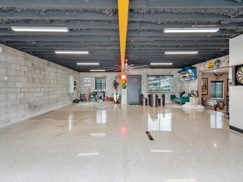 2404 Hollywood Blvd, Hollywood, FL 33020 Photo