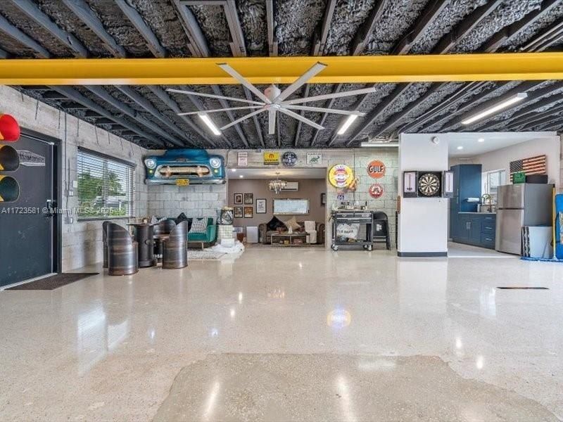 2404 Hollywood Blvd, Hollywood, FL 33020 Photo