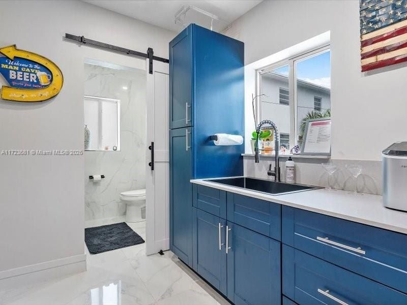 2404 Hollywood Blvd, Hollywood, FL 33020 Photo