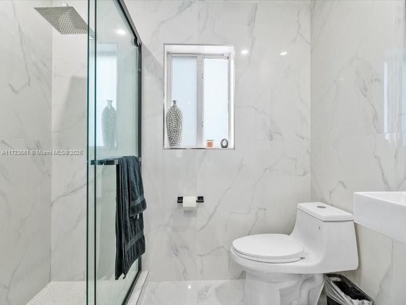 2404 Hollywood Blvd, Hollywood, FL 33020 Photo