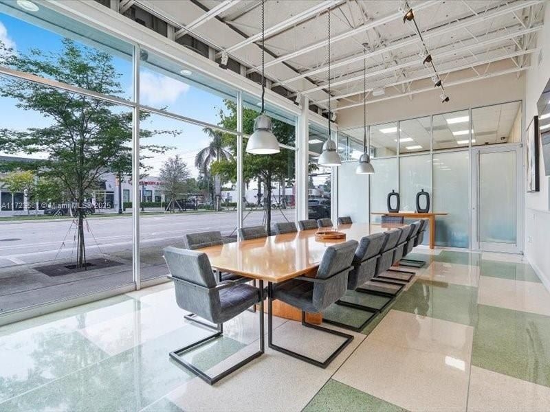 2404 Hollywood Blvd, Hollywood, FL 33020 Photo