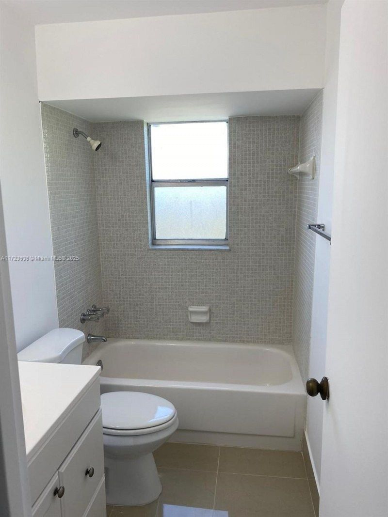 1800 SW 81st Ave, Unit 1407, North Lauderdale, FL 33068 Photo