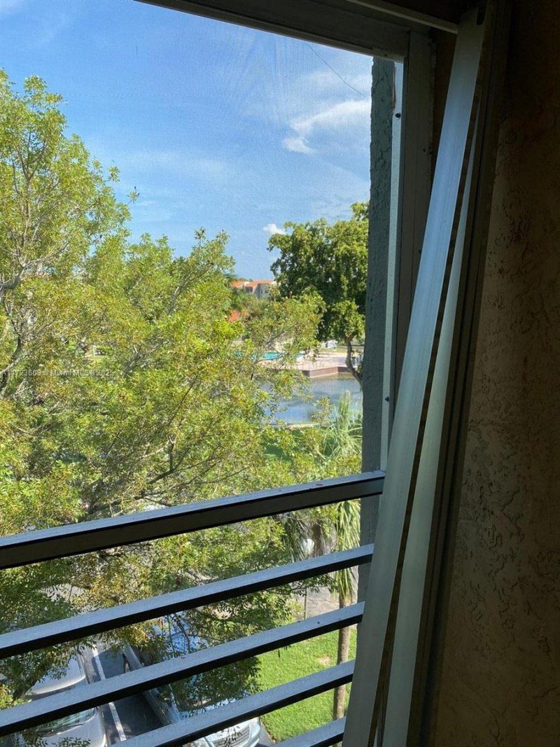 1800 SW 81st Ave, Unit 1407, North Lauderdale, FL 33068 Photo