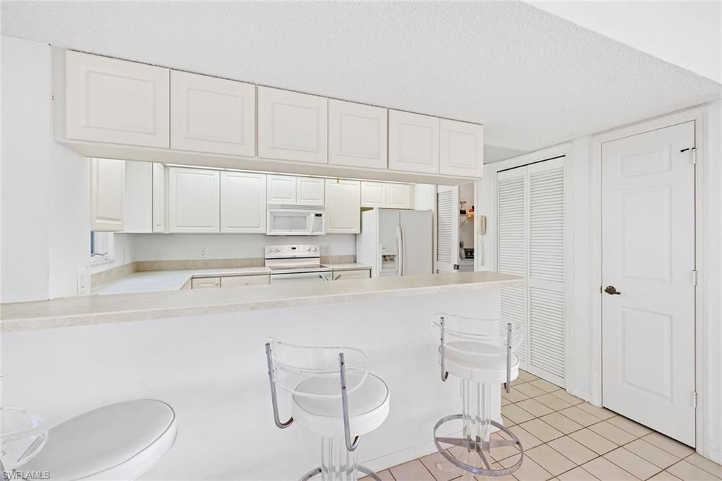 1530 Oyster Catcher Pt, Unit 1530C, Naples, FL 34105 Photo