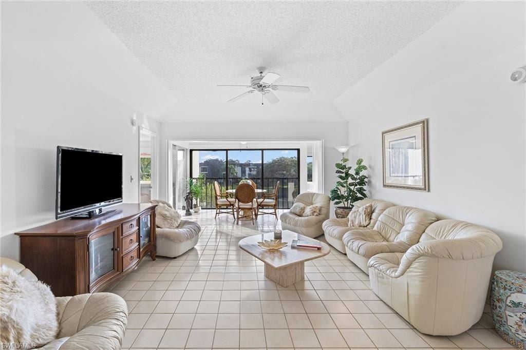 1530 Oyster Catcher Pt, Unit 1530C, Naples, FL 34105 Photo