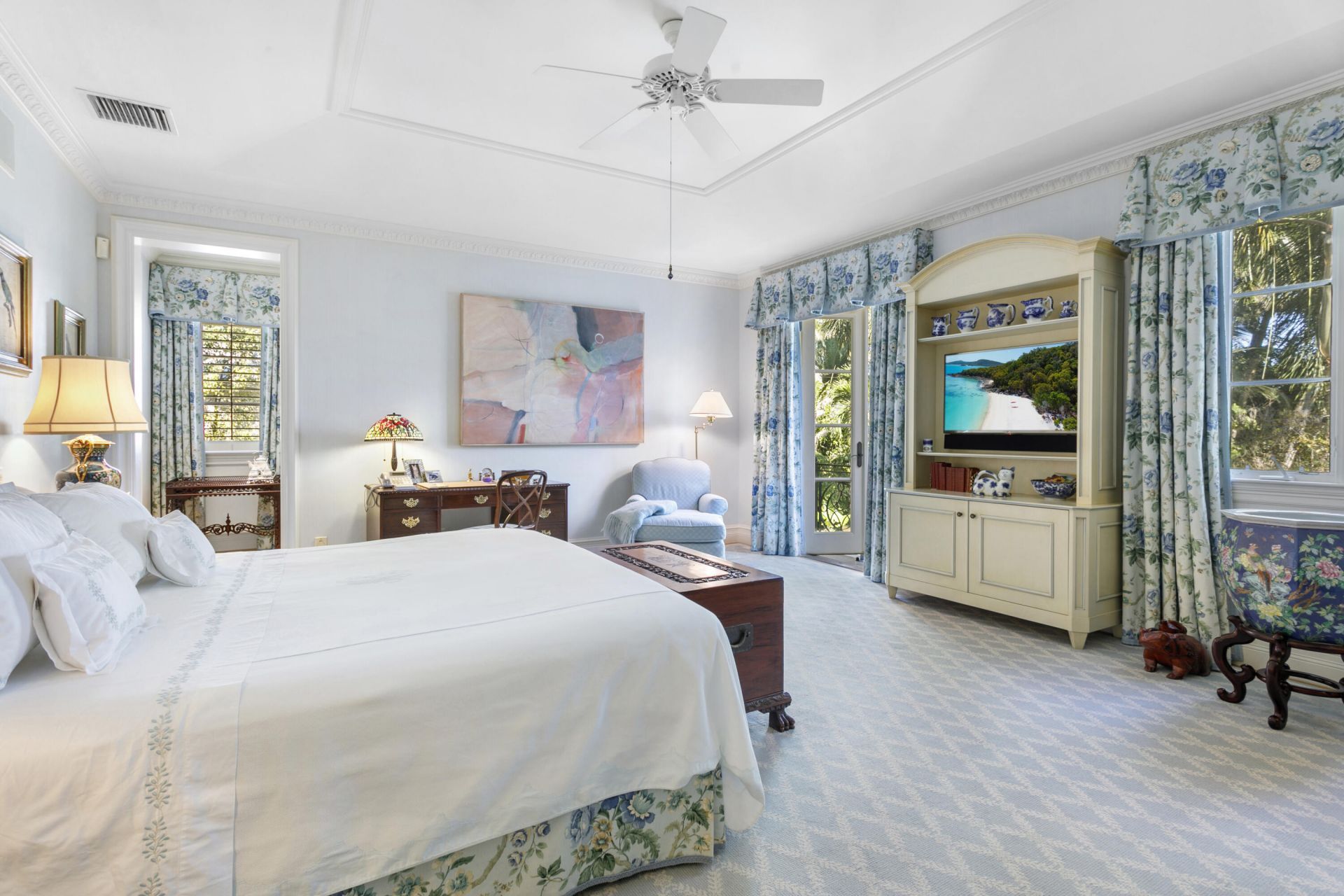 223 Coral Lane, Palm Beach, FL 33480 Photo