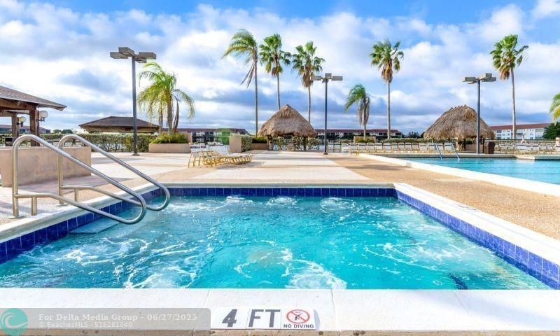 571 SW 142nd Avenue, Unit 413-O, Pembroke Pines, FL 33027 Photo