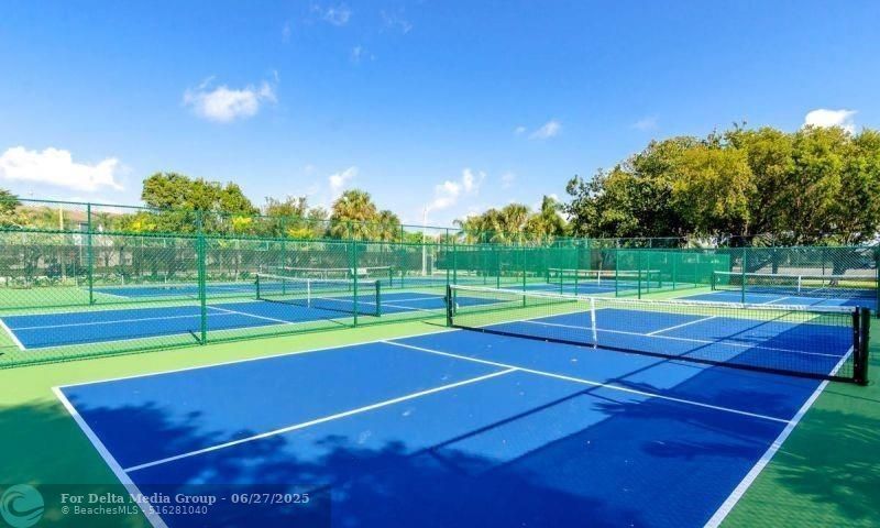 571 SW 142nd Avenue, Unit 413-O, Pembroke Pines, FL 33027 Photo