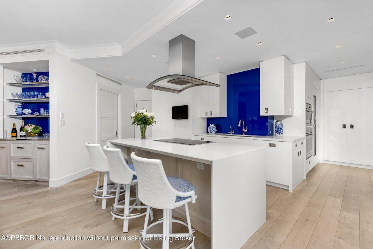 120 Sunset Avenue W, Unit 3A, Palm Beach, FL 33480 Photo