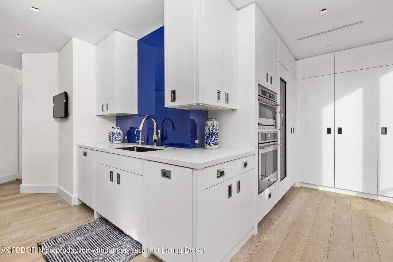 120 Sunset Avenue W, Unit 3A, Palm Beach, FL 33480 Photo