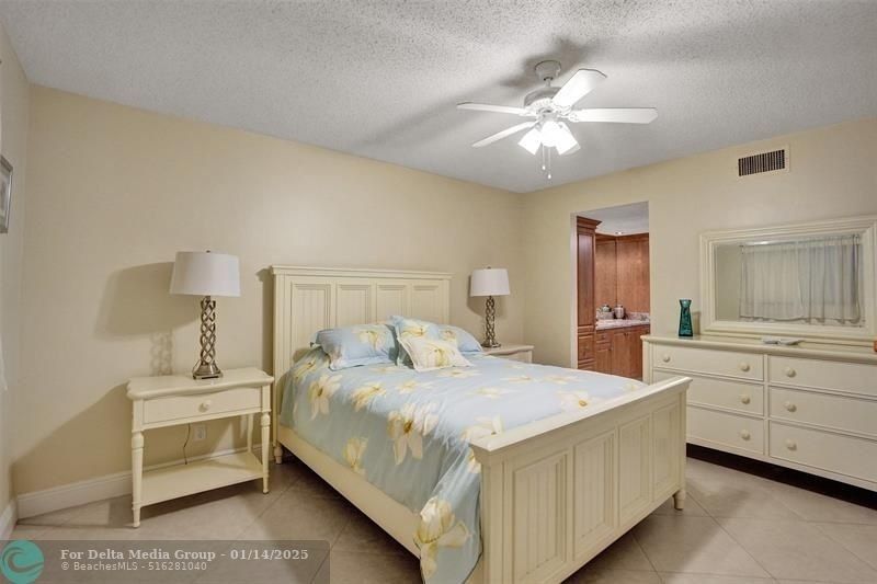 4270 NW 40th Street, Unit 211, Lauderdale Lakes, FL 33319 Photo