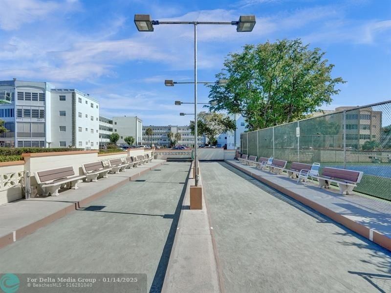 4270 NW 40th Street, Unit 211, Lauderdale Lakes, FL 33319 Photo