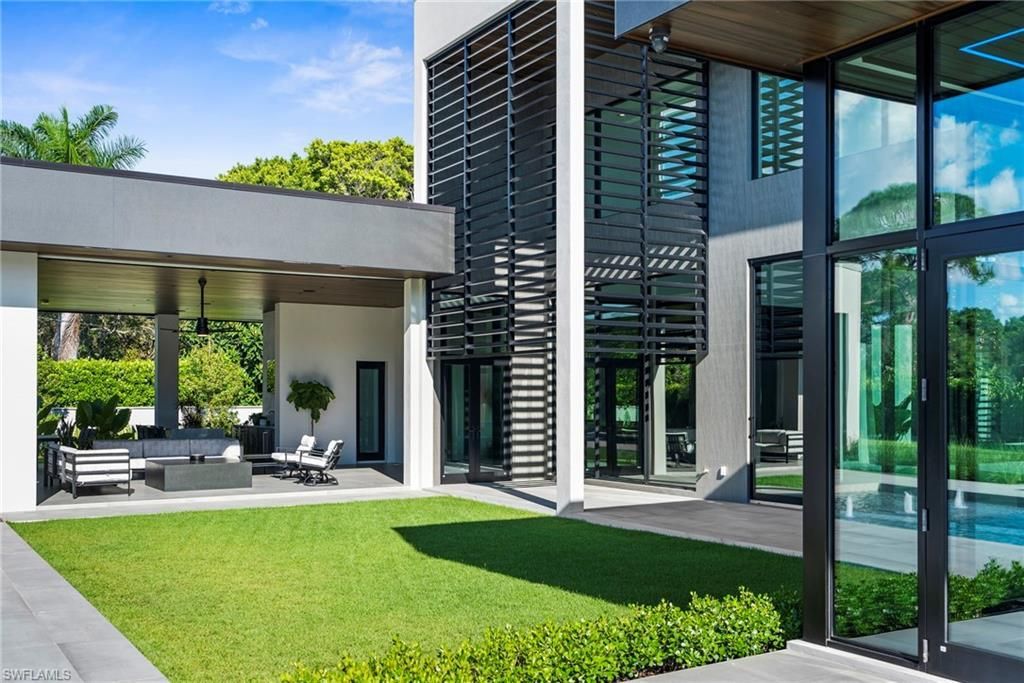 107 Myrtle Rd, Naples, FL 34108 Photo