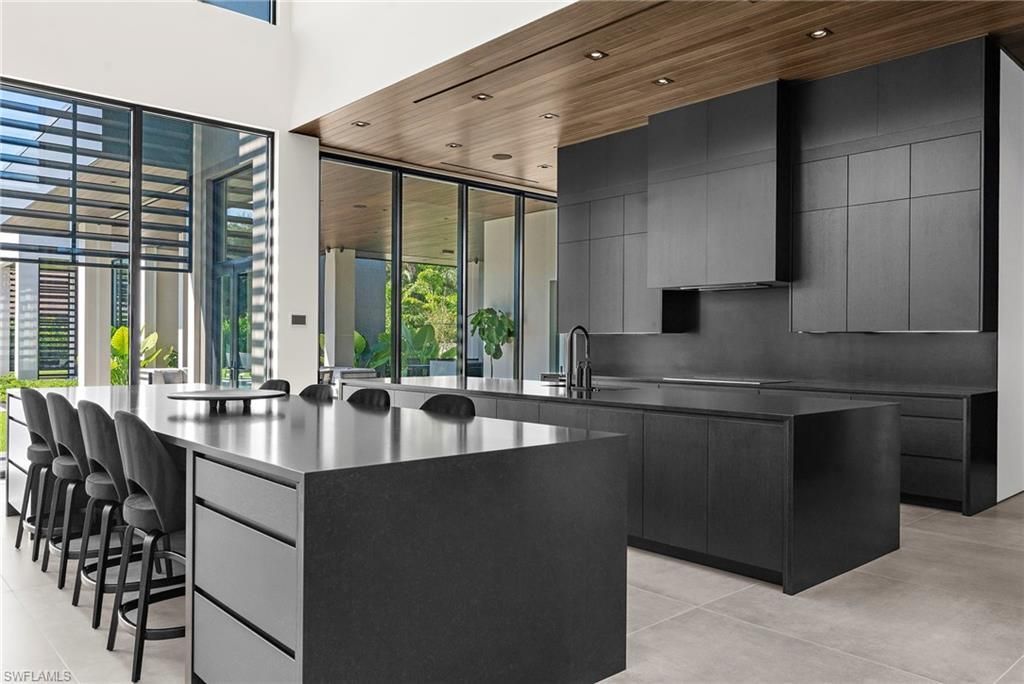 107 Myrtle Rd, Naples, FL 34108 Photo