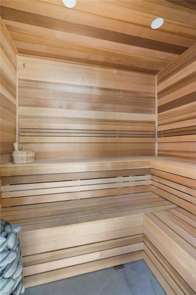 107 Myrtle Rd, Naples, FL 34108 Photo