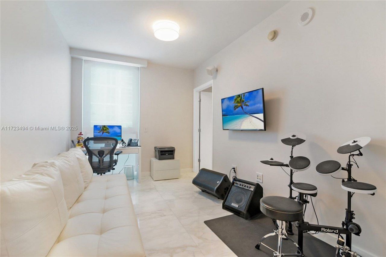 17001 Collins Ave, Unit 4101, Sunny Isles Beach, FL 33160 Photo