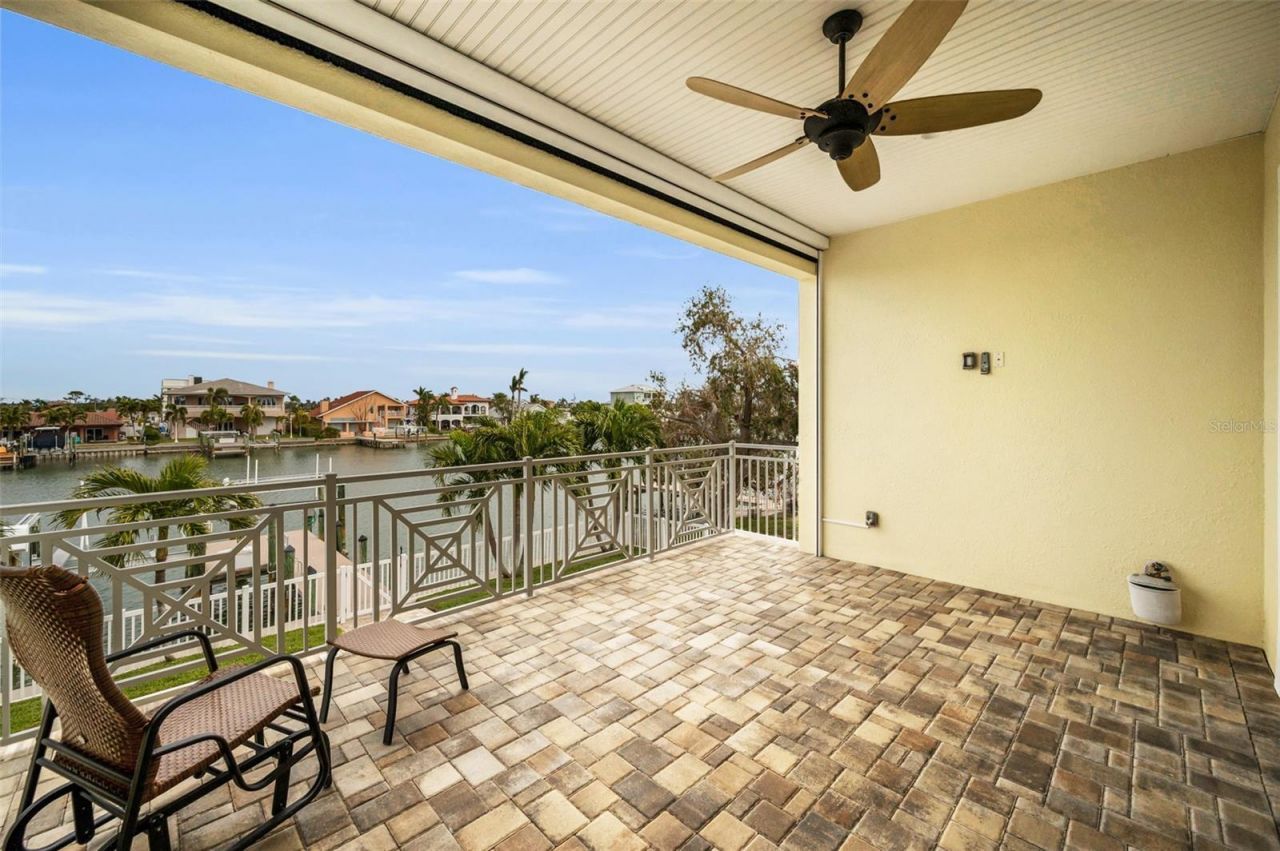 11325 5th Street E, Treasure Island, FL 33706 Photo