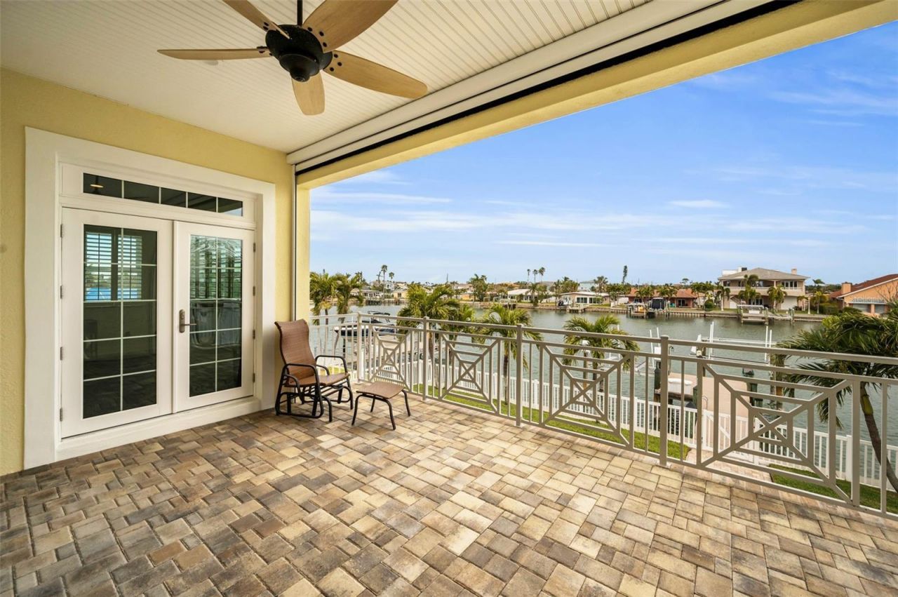 11325 5th Street E, Treasure Island, FL 33706 Photo