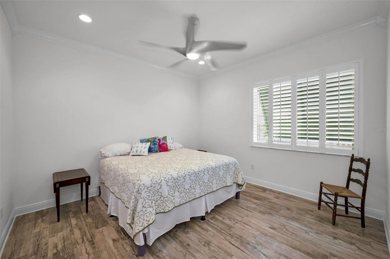 11325 5th Street E, Treasure Island, FL 33706 Photo
