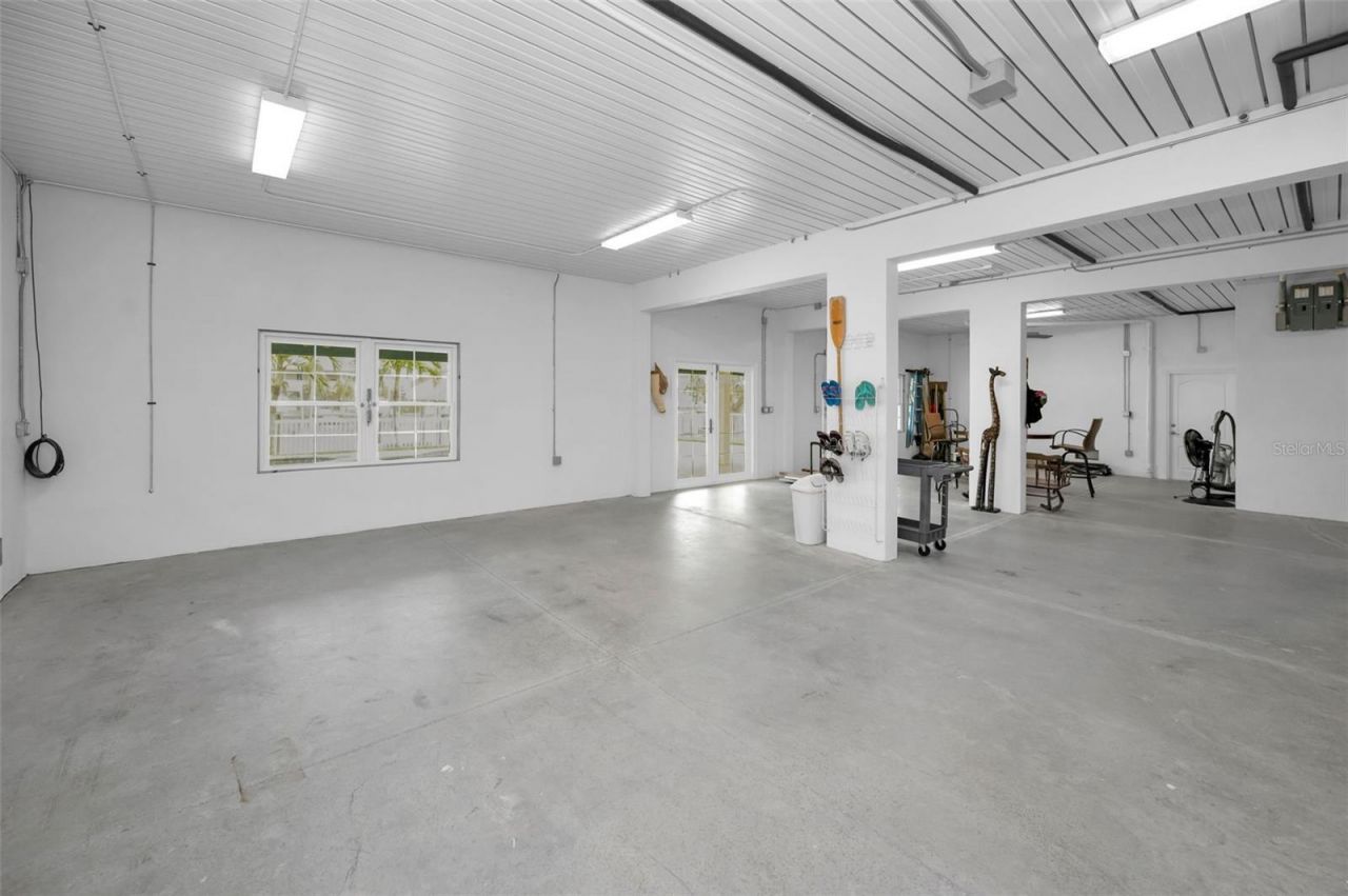 11325 5th Street E, Treasure Island, FL 33706 Photo